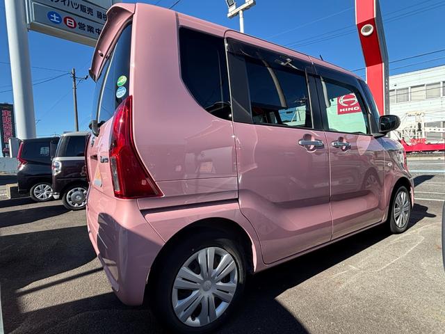 タント Xスペシャル 14インチフルホイールキャップ フルLEDヘッドランプ オート格納式カラードドアミラー TFTカラーマルチインフォメーションディスプレイ フルファブリックシート(4枚目)