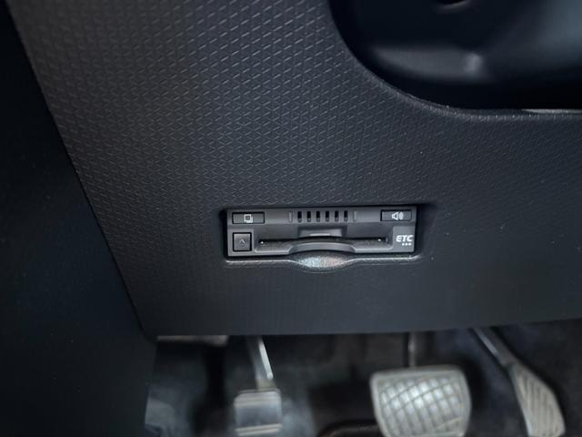 タント Xスペシャル 14インチフルホイールキャップ フルLEDヘッドランプ オート格納式カラードドアミラー TFTカラーマルチインフォメーションディスプレイ フルファブリックシート(21枚目)