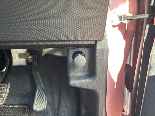 タント Xスペシャル 14インチフルホイールキャップ フルLEDヘッドランプ オート格納式カラードドアミラー TFTカラーマルチインフォメーションディスプレイ フルファブリックシート(25枚目)