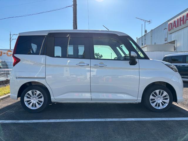 トール Ｇ　リミテッド　ＳＡＩＩＩ　キーフリーシステム　プッシュボタンスタート　オートエアコン（プッシュ式）　両側パワースライドドア　マルチインフォメーションディスプレイ（4枚目）