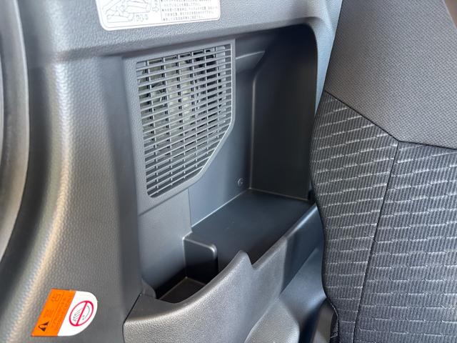 トール Ｇ　リミテッド　ＳＡＩＩＩ　キーフリーシステム　プッシュボタンスタート　オートエアコン（プッシュ式）　両側パワースライドドア　マルチインフォメーションディスプレイ（40枚目）