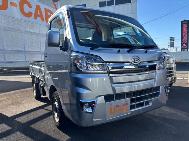 ハイゼットトラック エクストラＳＡＩＩＩｔ　２ＷＤ　ＭＴ　キーフリーシステム　マニュアルエアコン　パワーステアリング　パワーウィンドウ　ＵＶカットガラス　ハロゲンヘッドライト（3枚目）