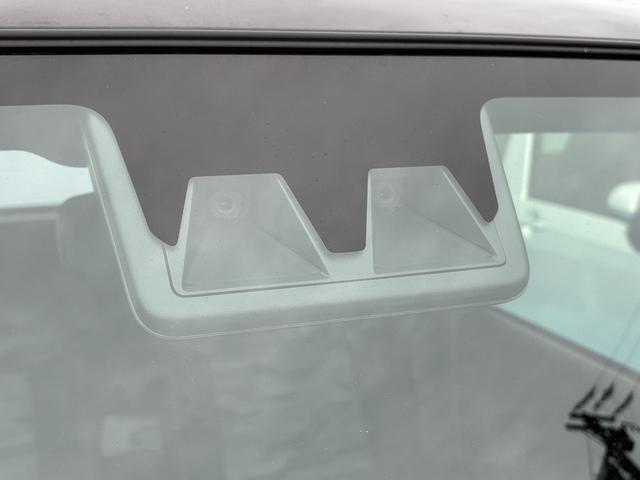 タフト G 15インチアルミホイール オートレベリング機能付フルLEDヘッドランプ LEDフォグランプ 本革巻ステアリングホイール 本革巻インパネセンターシフト TFTカラーマルチインフォメーションディスプレイ(10枚目)