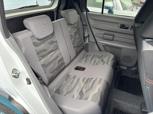 タフト G 15インチアルミホイール オートレベリング機能付フルLEDヘッドランプ LEDフォグランプ 本革巻ステアリングホイール 本革巻インパネセンターシフト TFTカラーマルチインフォメーションディスプレイ(16枚目)