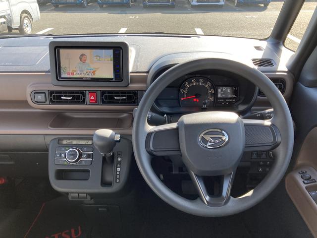 ムーヴキャンバス セオリーＸ　ナビ付　ナビ　１４インチフルホイールキャップ　キーフリーシステム　プッシュボタンスタート　ＵＶカットガラス　両側パワースライドドア　ハロゲンヘッドライト　ラゲージアンダーボックス（16枚目）