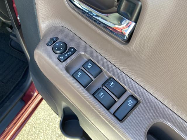 ムーヴキャンバス セオリーＸ　ナビ付　ナビ　１４インチフルホイールキャップ　キーフリーシステム　プッシュボタンスタート　ＵＶカットガラス　両側パワースライドドア　ハロゲンヘッドライト　ラゲージアンダーボックス（18枚目）