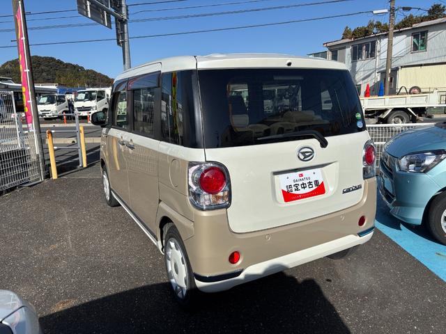 ムーヴキャンバス ＧメイクアップＶＳ　ＳＡＩＩＩ　１４インチフルホイールキャップ　ＬＥＤヘッドランプ　キーフリーシステム　両側パワースライドドア　オートエアコン（プッシュ式）　オートライト　置きラクボックス（5枚目）