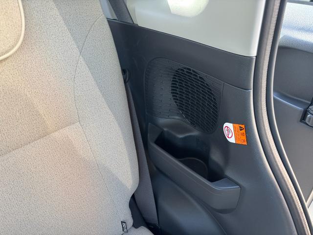 ムーヴキャンバス ＧメイクアップＶＳ　ＳＡＩＩＩ　１４インチフルホイールキャップ　ＬＥＤヘッドランプ　キーフリーシステム　両側パワースライドドア　オートエアコン（プッシュ式）　オートライト　置きラクボックス（41枚目）