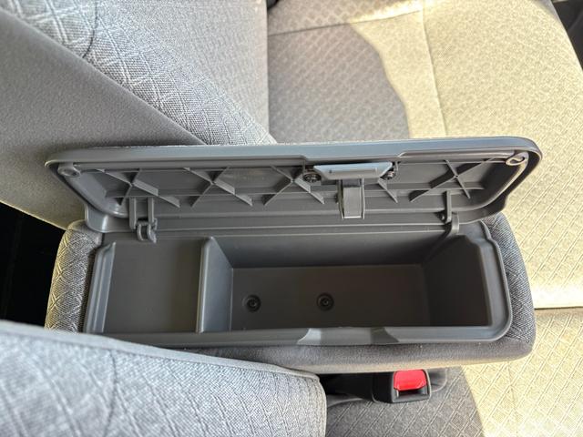 タント Ｘ　１４インチフルホイールキャップ　フルＬＥＤヘッドランプ　オート格納式カラードドアミラー　左側パワースライドドア　ＴＦＴカラーマルチインフォメーションディスプレイ　フルファブリックシート（34枚目）