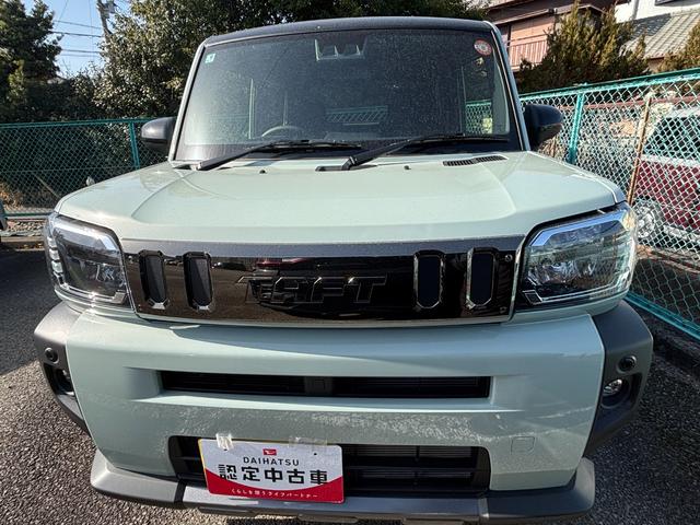 タフト Ｇ　ダーククロムベンチャー　メッキドアアウターハンドル　１５インチアルミホイール　オートレベリング機能付フルＬＥＤヘッドランプ　ＬＥＤフォグランプ　本革巻ステアリングホイール　本革巻インパネセンターシフト（2枚目）