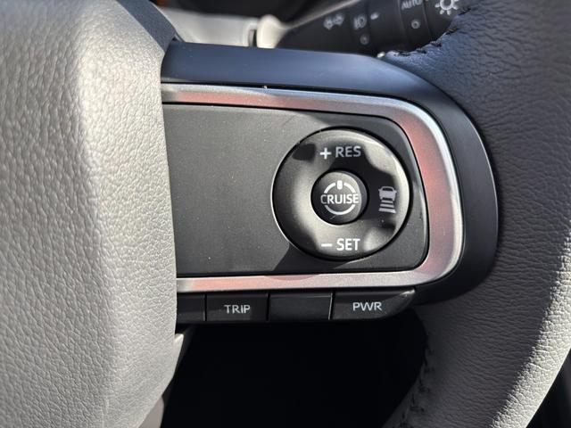 タフト Ｇ　ダーククロムベンチャー　メッキドアアウターハンドル　１５インチアルミホイール　オートレベリング機能付フルＬＥＤヘッドランプ　ＬＥＤフォグランプ　本革巻ステアリングホイール　本革巻インパネセンターシフト（18枚目）