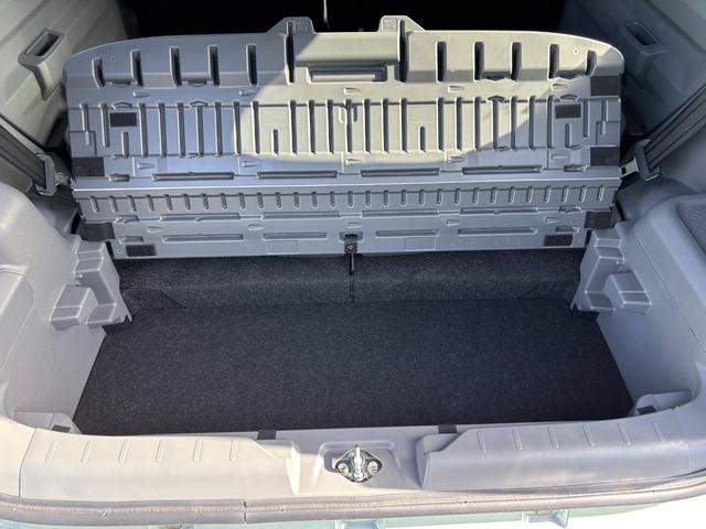 タフト Ｇ　ダーククロムベンチャー　メッキドアアウターハンドル　１５インチアルミホイール　オートレベリング機能付フルＬＥＤヘッドランプ　ＬＥＤフォグランプ　本革巻ステアリングホイール　本革巻インパネセンターシフト（37枚目）