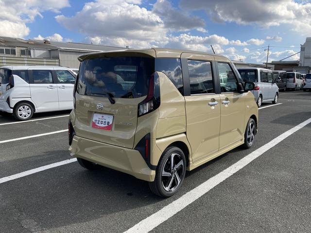 ���[�ԑO�ɂ́A�@��P�Q�����_�������̓_�������{�������܂��B�v���̐����X�^�b�t���_��������̂ŁA���S���Ē��ÎԂɂ���肢�������܂��B