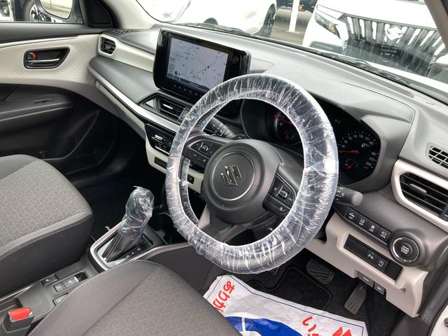 スイフト ＨＹＢＲＩＤ　ＭＺ　２ＷＤ　ＣＶＴ　全方位カメラ　ナビ装備　ドライブレコーダー　バックカメラ　オートライト　Ｂｌｕｅｔｏｏｔｈ　純正ナビ　プッシュスタート　シートヒーター　　　ワンオーナー　衝突被害軽減システム　横滑り防止機能　衝突安全ボディ　盗難防止システム（15枚目）