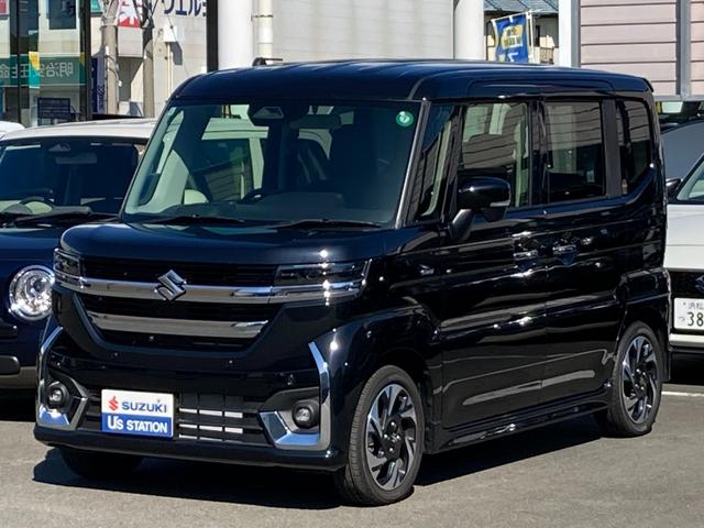スペーシアカスタム カスタム　ＨＹＢＲＩＤ　ＸＳターボ　ナビ　全方位カメラ　オートライト　Ｂｌｕｅｔｏｏｔｈ　スライドドア　純正ナビ　プッシュスタート　シートヒーター　オートエアコン　禁煙車　衝突被害軽減システム　横滑り防止機能　衝突安全ボディ　盗難防止システム（3枚目）
