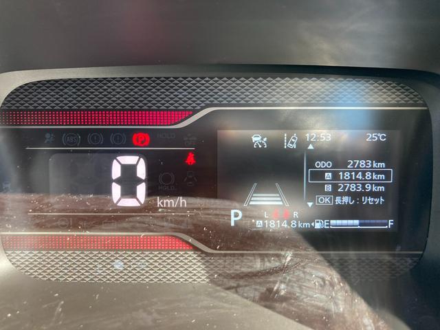 スペーシアカスタム カスタム　ＨＹＢＲＩＤ　ＸＳターボ　ナビ　全方位カメラ　オートライト　Ｂｌｕｅｔｏｏｔｈ　スライドドア　純正ナビ　プッシュスタート　シートヒーター　オートエアコン　禁煙車　衝突被害軽減システム　横滑り防止機能　衝突安全ボディ　盗難防止システム（17枚目）