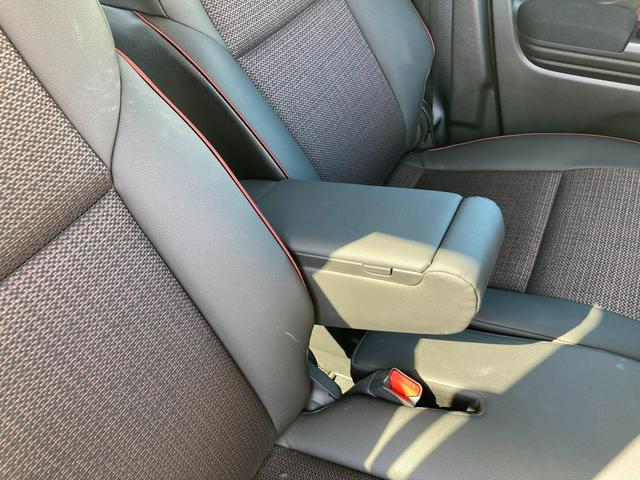 スペーシアカスタム カスタム　ＨＹＢＲＩＤ　ＸＳターボ　ナビ　全方位カメラ　オートライト　Ｂｌｕｅｔｏｏｔｈ　スライドドア　純正ナビ　プッシュスタート　シートヒーター　オートエアコン　禁煙車　衝突被害軽減システム　横滑り防止機能　衝突安全ボディ　盗難防止システム（36枚目）