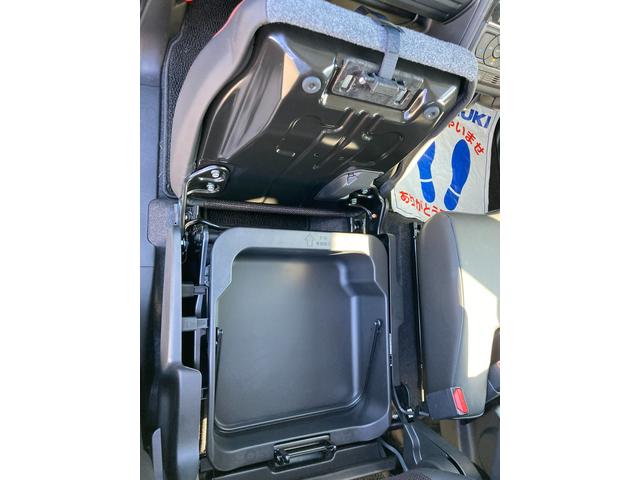 スペーシアカスタム カスタム　ＨＹＢＲＩＤ　ＸＳターボ　ナビ　全方位カメラ　オートライト　Ｂｌｕｅｔｏｏｔｈ　スライドドア　純正ナビ　プッシュスタート　シートヒーター　オートエアコン　禁煙車　衝突被害軽減システム　横滑り防止機能　衝突安全ボディ　盗難防止システム（41枚目）