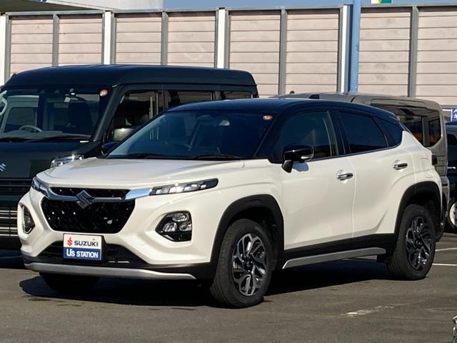 フロンクス １型　２ＷＤ　６ＡＴ　全方位モニターカメラ　ナビ装備　バックカメラ　オートライト　Ｂｌｕｅｔｏｏｔｈ　純正ナビ　プッシュスタート　シートヒーター　オートエアコン　禁煙車　衝突被害軽減システム　横滑り防止機能　衝突安全ボディ　盗難防止システム（3枚目）