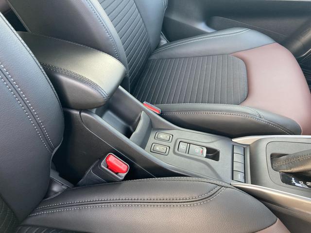 フロンクス １型　２ＷＤ　６ＡＴ　全方位モニターカメラ　ナビ装備　バックカメラ　オートライト　Ｂｌｕｅｔｏｏｔｈ　純正ナビ　プッシュスタート　シートヒーター　オートエアコン　禁煙車　衝突被害軽減システム　横滑り防止機能　衝突安全ボディ　盗難防止システム（29枚目）