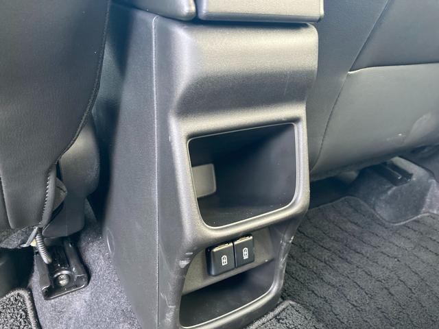 フロンクス １型　２ＷＤ　６ＡＴ　全方位モニターカメラ　ナビ装備　バックカメラ　オートライト　Ｂｌｕｅｔｏｏｔｈ　純正ナビ　プッシュスタート　シートヒーター　オートエアコン　禁煙車　衝突被害軽減システム　横滑り防止機能　衝突安全ボディ　盗難防止システム（38枚目）