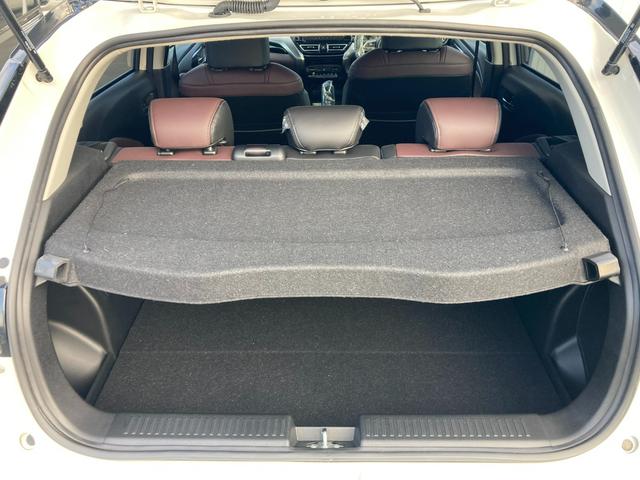 フロンクス １型　２ＷＤ　６ＡＴ　全方位モニターカメラ　ナビ装備　バックカメラ　オートライト　Ｂｌｕｅｔｏｏｔｈ　純正ナビ　プッシュスタート　シートヒーター　オートエアコン　禁煙車　衝突被害軽減システム　横滑り防止機能　衝突安全ボディ　盗難防止システム（40枚目）