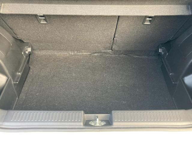 フロンクス １型　２ＷＤ　６ＡＴ　全方位モニターカメラ　ナビ装備　バックカメラ　オートライト　Ｂｌｕｅｔｏｏｔｈ　純正ナビ　プッシュスタート　シートヒーター　オートエアコン　禁煙車　衝突被害軽減システム　横滑り防止機能　衝突安全ボディ　盗難防止システム（43枚目）