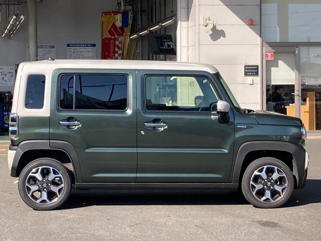 ハスラー ＨＹＢＲＩＤ　Ｘ　２ＷＤ　ＣＶＴ　全方位カメラ　ナビ装備　バックカメラ　オートライト　Ｂｌｕｅｔｏｏｔｈ　純正ナビ　プッシュスタート　シートヒーター　オートエアコン　禁煙車　衝突被害軽減システム　横滑り防止機能　衝突安全ボディ　盗難防止システム（7枚目）