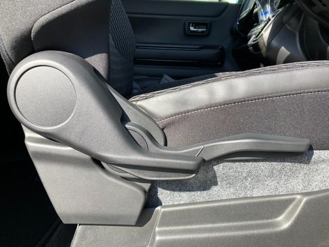 ハスラー ＨＹＢＲＩＤ　Ｘ　２ＷＤ　ＣＶＴ　全方位カメラ　ナビ装備　バックカメラ　オートライト　Ｂｌｕｅｔｏｏｔｈ　純正ナビ　プッシュスタート　シートヒーター　オートエアコン　禁煙車　衝突被害軽減システム　横滑り防止機能　衝突安全ボディ　盗難防止システム（31枚目）