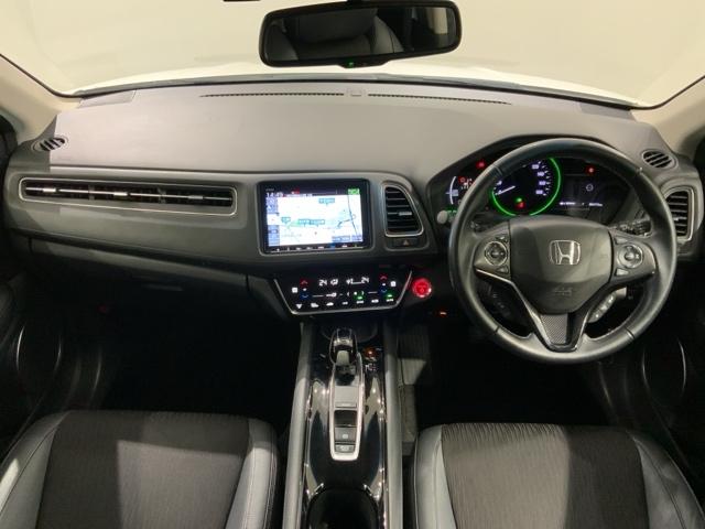 ヴェゼル ハイブリッドＺ・ホンダセンシング　１年保証ナビフルセグＲカメラＤＶＤ　ＶＤＣ　レーダーブレーキ　リアカメラ　１オーナー車　Ｗエアコン　セキュリティアラーム　ＤＶＤ再生可　オートクルーズ　シ－トヒ－タ－　パワーウィンド　スマ－トキ－（8枚目）