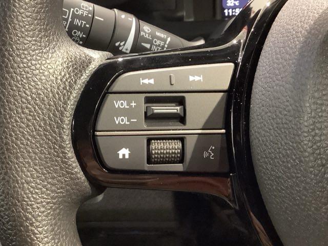 Ｎ－ＢＯＸカスタム ベースグレード　ＨＳＥＮＳＩＮＧ新車保証試乗車ワンオ－ナ－　Ｗ電動ドア　ＵＳＢ接続　ＣＭＢＳ　１オーナー　ベンチシート　オートエアコン　スマートキ　フルフラット　ＬＥＤ　盗難防止装置　クルコン　ＥＴＣ　バックカメラ（9枚目）