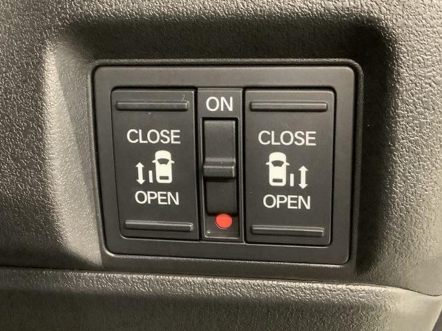 Ｎ－ＢＯＸカスタム ベースグレード　ＨＳＥＮＳＩＮＧ新車保証試乗車ワンオ－ナ－　Ｗ電動ドア　ＵＳＢ接続　ＣＭＢＳ　１オーナー　ベンチシート　オートエアコン　スマートキ　フルフラット　ＬＥＤ　盗難防止装置　クルコン　ＥＴＣ　バックカメラ（13枚目）