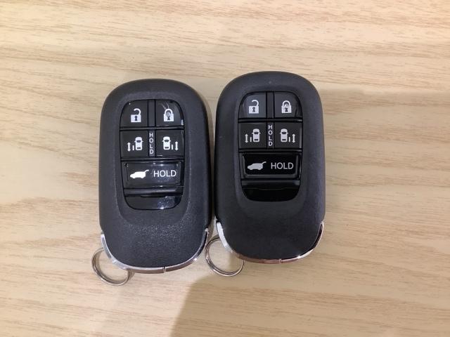ステップワゴン ｅ：ＨＥＶスパーダ　ＨＳＥＮＳＩＮＧ新車保証試乗車ワンオ－ナ－　１オーナー　デュアルエアコン　フルオートエアコン　ＥＳＣ　シートヒータ　キーフリー　ＬＥＤヘッドランプ　イモビ　ＡＢＳ　リアカメラ　スマートキ　整備記録簿（15枚目）
