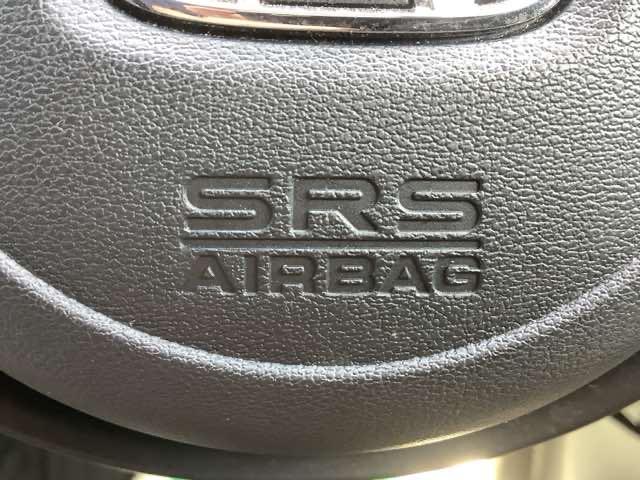 フィット ｅ：ＨＥＶホーム　ＨＳＥＮＳＩＮＧ最長５年保証ワンオ－ナ－　前後誤発進抑制機能　助手席エアバッグ　運転席エアバッグ　１オナ　ＬＥＤライト　ＵＳＢ接続　バックカメラ　ＡＢＳ　サイドエアバッグ　オートクルーズコントロール（22枚目）