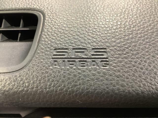 フィット ｅ：ＨＥＶホーム　ＨＳＥＮＳＩＮＧ最長５年保証ワンオ－ナ－　前後誤発進抑制機能　助手席エアバッグ　運転席エアバッグ　１オナ　ＬＥＤライト　ＵＳＢ接続　バックカメラ　ＡＢＳ　サイドエアバッグ　オートクルーズコントロール（23枚目）