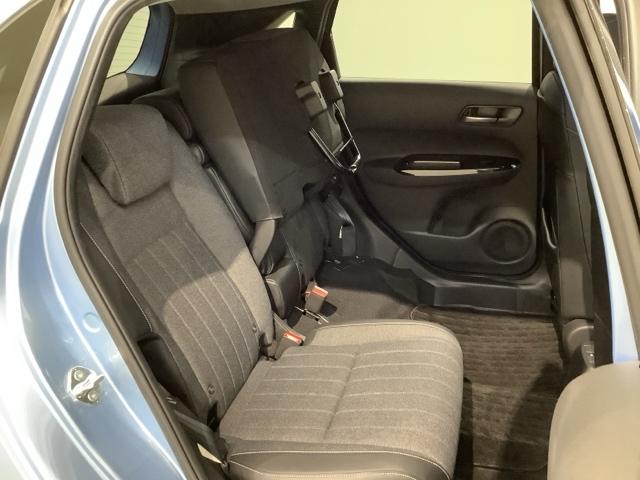 フィット ｅ：ＨＥＶホーム　ＨＳＥＮＳＩＮＧ最長５年保証ワンオ－ナ－　前後誤発進抑制機能　助手席エアバッグ　運転席エアバッグ　１オナ　ＬＥＤライト　ＵＳＢ接続　バックカメラ　ＡＢＳ　サイドエアバッグ　オートクルーズコントロール（39枚目）