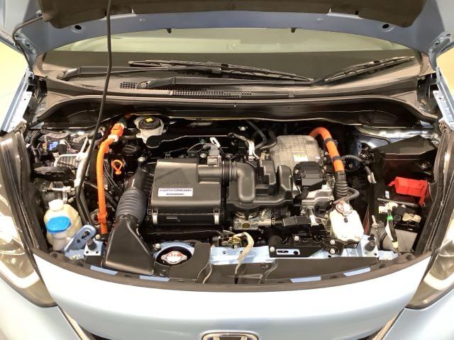 フィット ｅ：ＨＥＶホーム　ＨＳＥＮＳＩＮＧ最長５年保証ワンオ－ナ－　前後誤発進抑制機能　助手席エアバッグ　運転席エアバッグ　１オナ　ＬＥＤライト　ＵＳＢ接続　バックカメラ　ＡＢＳ　サイドエアバッグ　オートクルーズコントロール（44枚目）