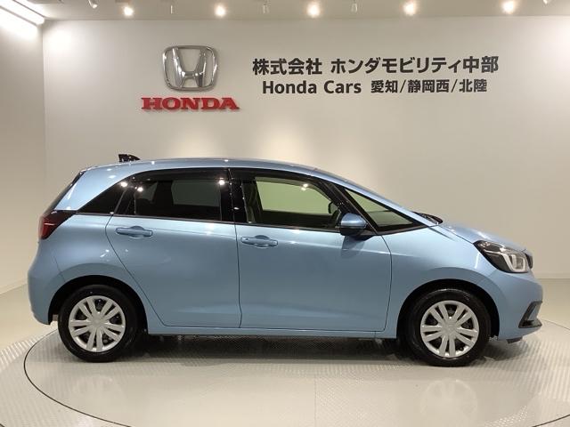 フィット ｅ：ＨＥＶホーム　ＨＳＥＮＳＩＮＧ最長５年保証ワンオ－ナ－　前後誤発進抑制機能　助手席エアバッグ　運転席エアバッグ　１オナ　ＬＥＤライト　ＵＳＢ接続　バックカメラ　ＡＢＳ　サイドエアバッグ　オートクルーズコントロール（51枚目）