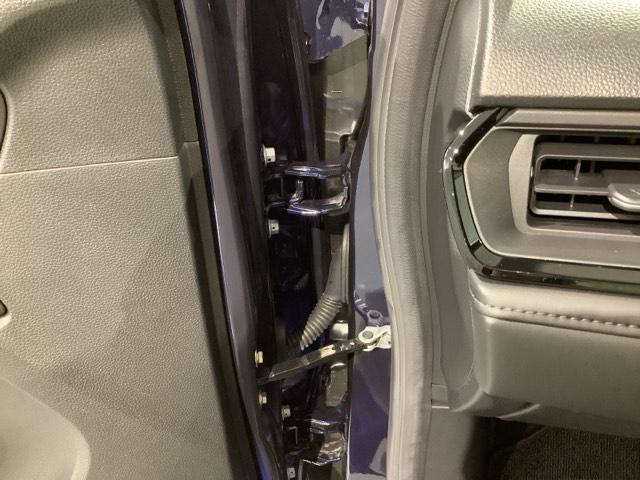 WR-V Zブラックスタイル HSENSING 新車保証試乗車 ワンオ-ナ- Rカメラ LEDヘッドランプ フルセグTV 盗難防止システム 衝突被害軽減システム スマートキー USB(42枚目)