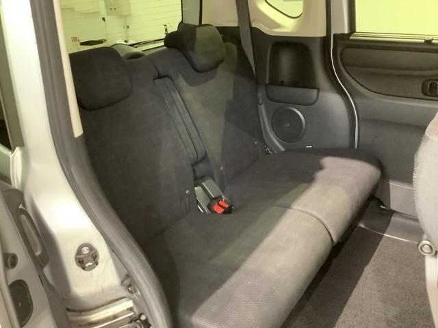 N-BOX GSSパッケージ 1年保証 ワンオ-ナ- TV Rカメラ 音楽機器接続 シ-トヒ-タ- ETC HID 両側電動ドア VSA スマ-トキ- 盗難防止装置 整備記録簿 AAC スペアキ- ドアバイザ- ベンチシ-ト(17枚目)