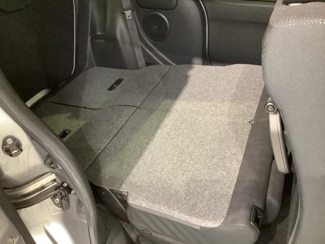 N-BOX GSSパッケージ 1年保証 ワンオ-ナ- TV Rカメラ 音楽機器接続 シ-トヒ-タ- ETC HID 両側電動ドア VSA スマ-トキ- 盗難防止装置 整備記録簿 AAC スペアキ- ドアバイザ- ベンチシ-ト(32枚目)