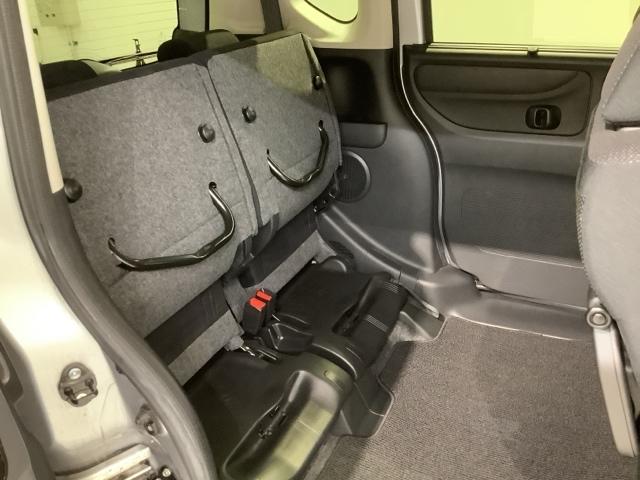 N-BOX GSSパッケージ 1年保証 ワンオ-ナ- TV Rカメラ 音楽機器接続 シ-トヒ-タ- ETC HID 両側電動ドア VSA スマ-トキ- 盗難防止装置 整備記録簿 AAC スペアキ- ドアバイザ- ベンチシ-ト(35枚目)