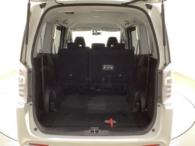 ステップワゴンスパーダ Ｓ　１年保証　ワンオ－ナ－　ナビＶＸＭ－１３５ＶＦＮＩ　ＴＶ　Ｒカメラ　ＣＤ録音　ＤＶＤ　ＥＴＣ　ＨＩＤ　フォグライト　ＶＳＡ　クルコン　アルミ　スマ－トキ－　盗難防止装置　整備記録簿　ドアバイザ－（19枚目）