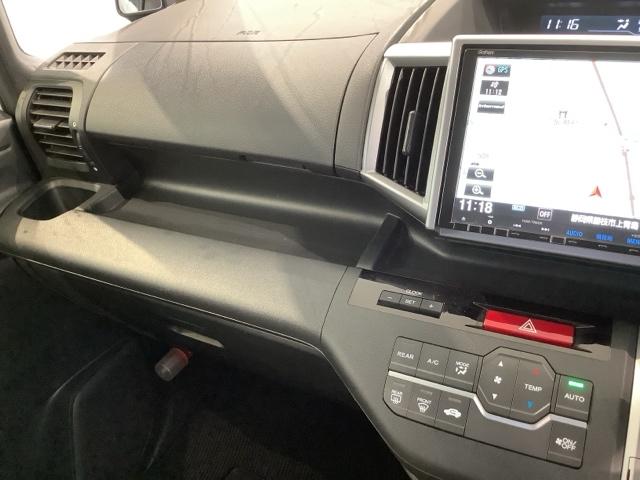 ステップワゴンスパーダ Ｓ　１年保証　ワンオ－ナ－　ナビＶＸＭ－１３５ＶＦＮＩ　ＴＶ　Ｒカメラ　ＣＤ録音　ＤＶＤ　ＥＴＣ　ＨＩＤ　フォグライト　ＶＳＡ　クルコン　アルミ　スマ－トキ－　盗難防止装置　整備記録簿　ドアバイザ－（25枚目）