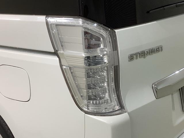 ステップワゴンスパーダ Ｓ　１年保証　ワンオ－ナ－　ナビＶＸＭ－１３５ＶＦＮＩ　ＴＶ　Ｒカメラ　ＣＤ録音　ＤＶＤ　ＥＴＣ　ＨＩＤ　フォグライト　ＶＳＡ　クルコン　アルミ　スマ－トキ－　盗難防止装置　整備記録簿　ドアバイザ－（35枚目）