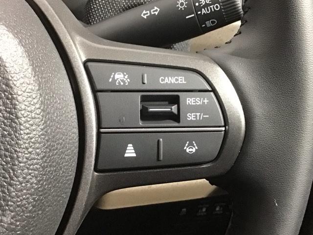 フリード エアーEX HSENSING 新車保証 試乗車 ワンオ-ナ- ナビLXM-247VFLI TV Rカメラ CD録音 BTオーディオ DVD ETC LEDライト VSA 両側電動ドア シ-トヒ-タ- クルコン(11枚目)