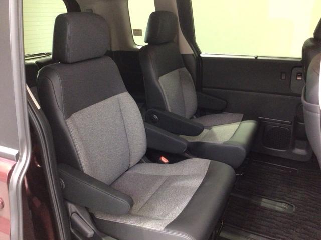 フリード エアーEX HSENSING 新車保証 試乗車 ワンオ-ナ- ナビLXM-247VFLI TV Rカメラ CD録音 BTオーディオ DVD ETC LEDライト VSA 両側電動ドア シ-トヒ-タ- クルコン(18枚目)