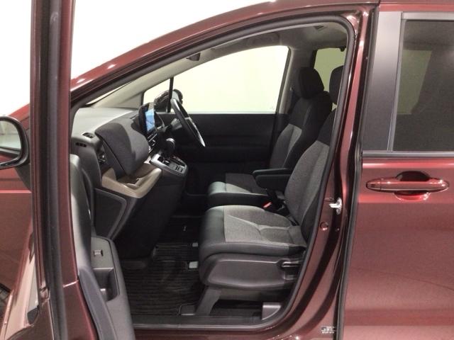 フリード エアーEX HSENSING 新車保証 試乗車 ワンオ-ナ- ナビLXM-247VFLI TV Rカメラ CD録音 BTオーディオ DVD ETC LEDライト VSA 両側電動ドア シ-トヒ-タ- クルコン(29枚目)