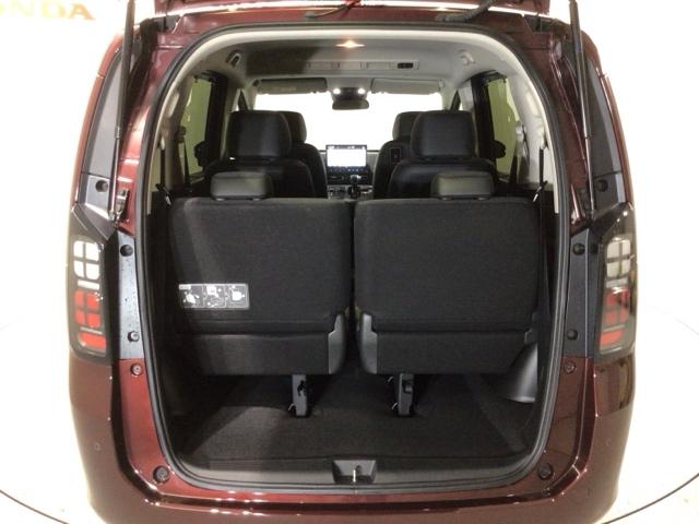 フリード エアーEX HSENSING 新車保証 試乗車 ワンオ-ナ- ナビLXM-247VFLI TV Rカメラ CD録音 BTオーディオ DVD ETC LEDライト VSA 両側電動ドア シ-トヒ-タ- クルコン(31枚目)