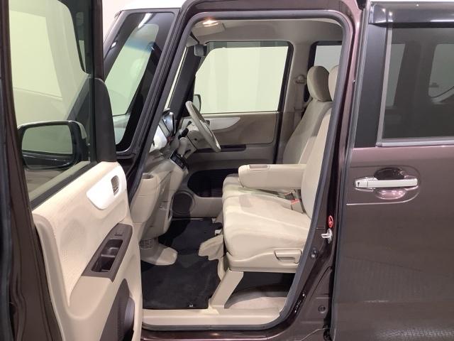 N-BOX 2トーンカラースタイルG・Lパッケージ 2ト-ン 1年保証 ワンオ-ナ- ナビVXM-155VSi TV Rカメラ BTオ-ディオ DVD VSA アルミ スマ-トキ- スペアキ-盗難防止装置 整備記録簿 ドアバイザ- ベンチシ-ト AAC(31枚目)